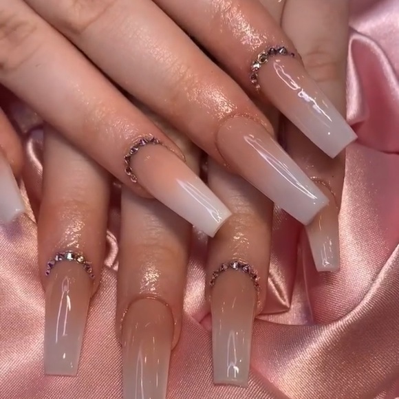 Meet your Posher, Destinie - Picture 1 of 1